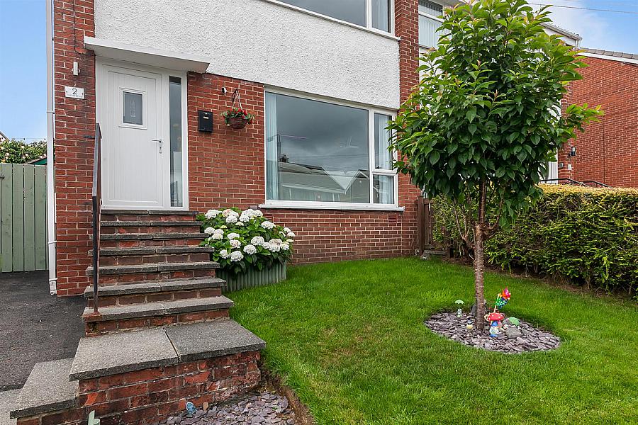2 Fairhill Drive