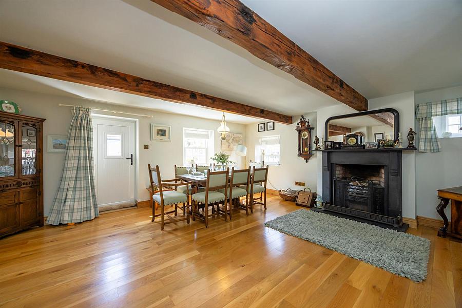 2 Milebush Drive