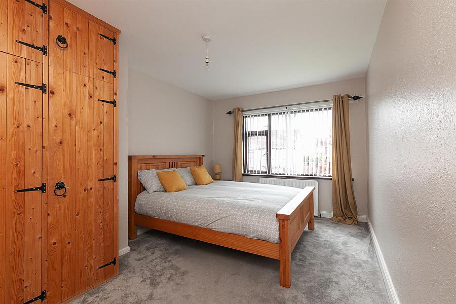 90 Elmfield Road