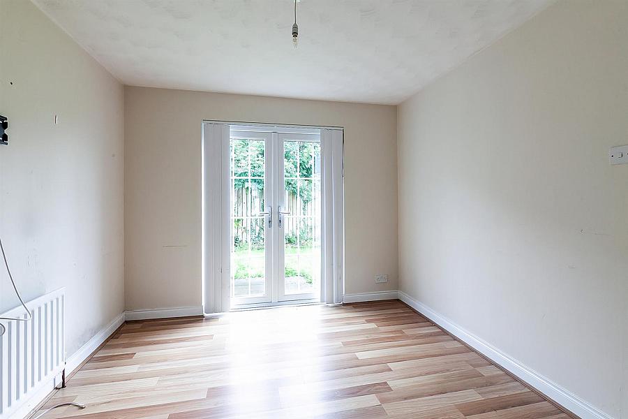 5 Elmwood Grove