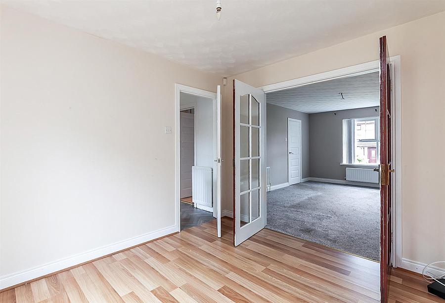 5 Elmwood Grove