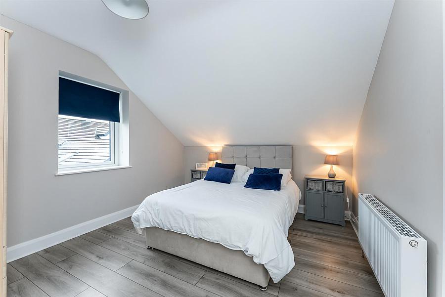 24d Crumlin Road
