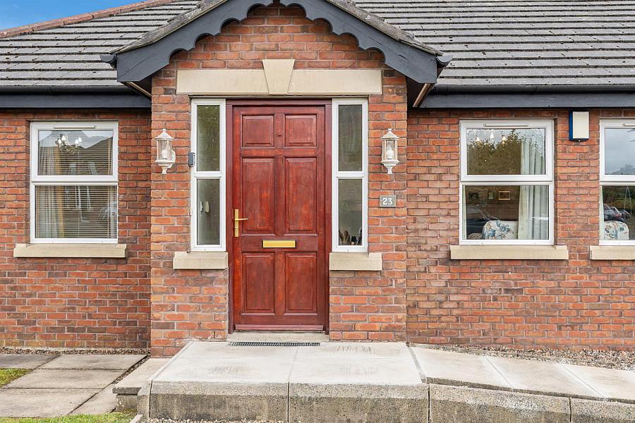 23 Gateside Crescent