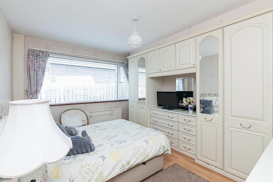 1 Waverley Grove