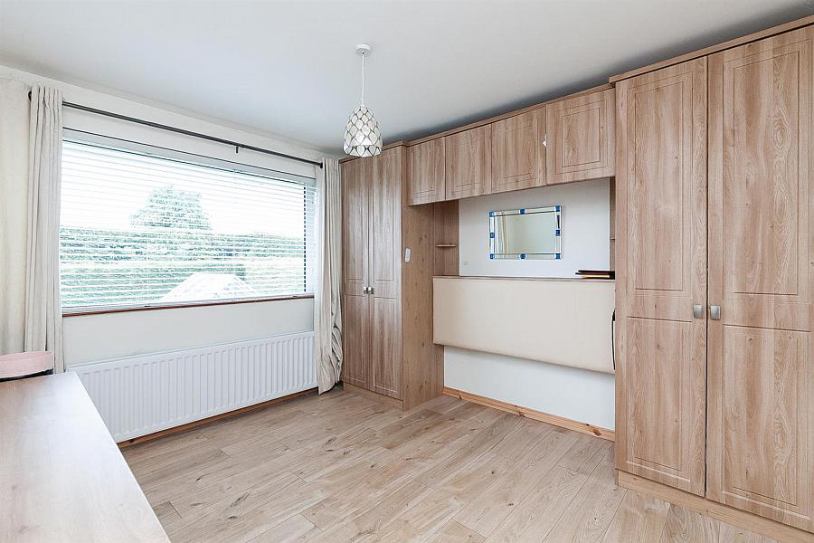 1 Waverley Grove