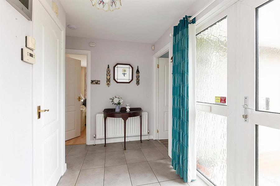 1 Waverley Grove