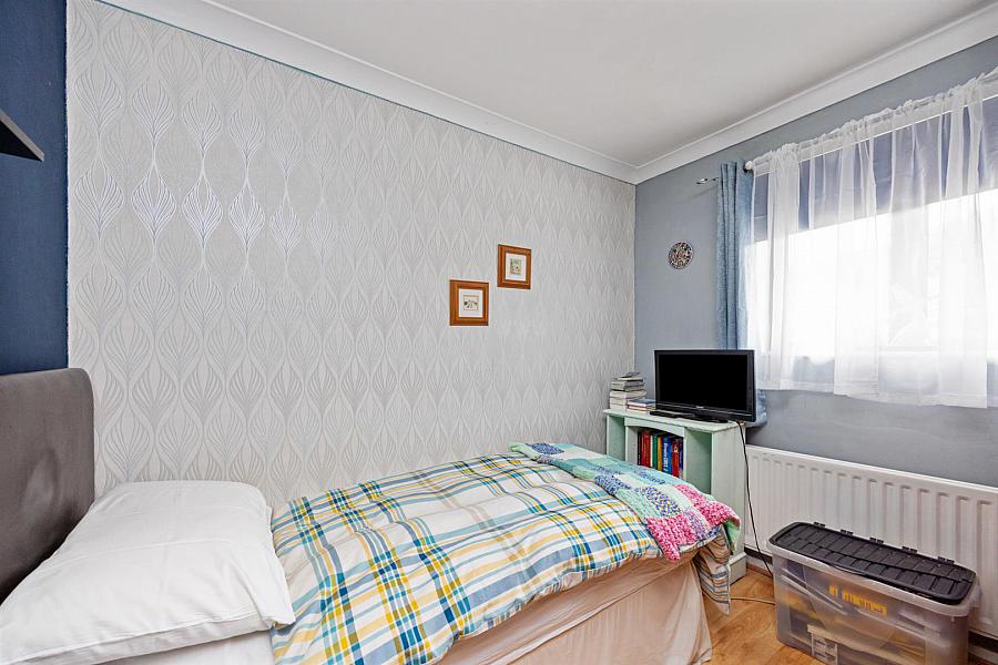 23 Shanlieve Park