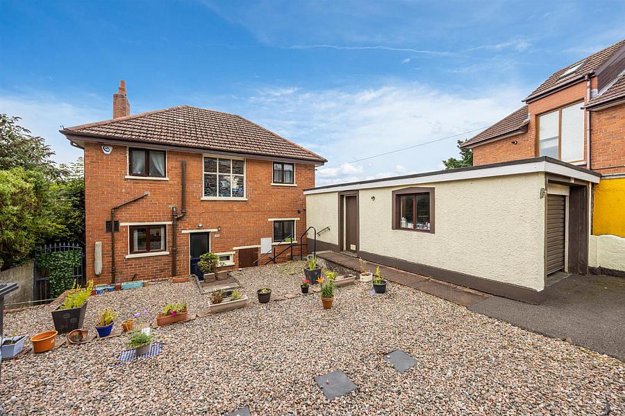 23 Shanlieve Park