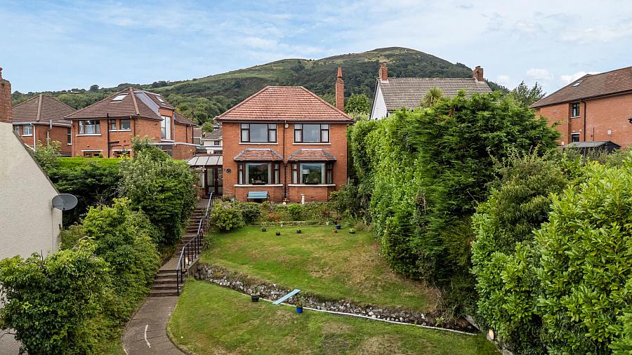23 Shanlieve Park