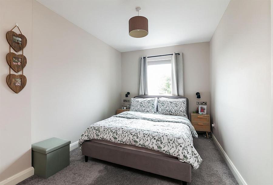 22 Graymount Crescent