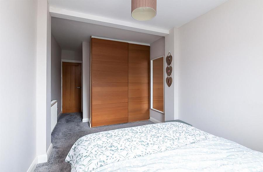 22 Graymount Crescent