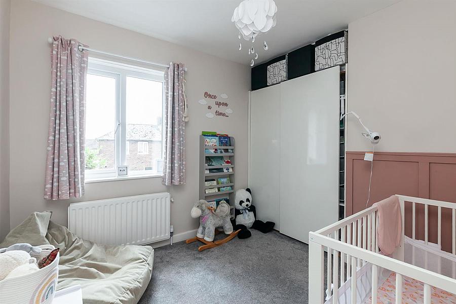 22 Graymount Crescent