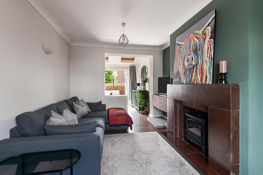 22 Graymount Crescent