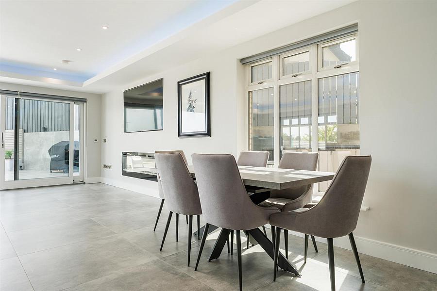 1a Clarke Lodge Mews