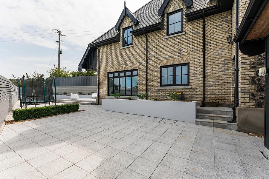 1a Clarke Lodge Mews