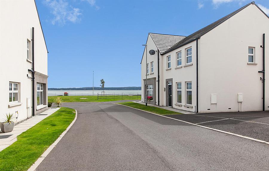 18 Ashbourne Manor