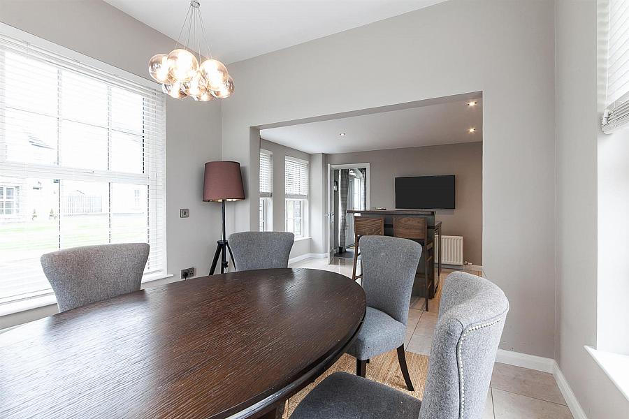 2B Lylehill Road East