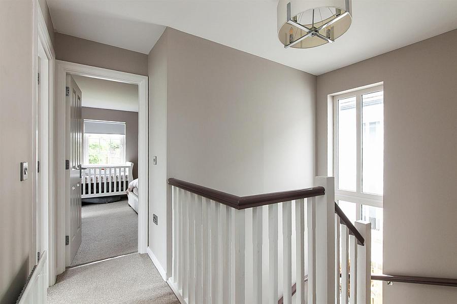 2B Lylehill Road East