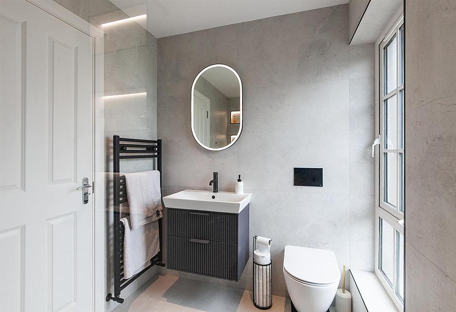 2B Lylehill Road East