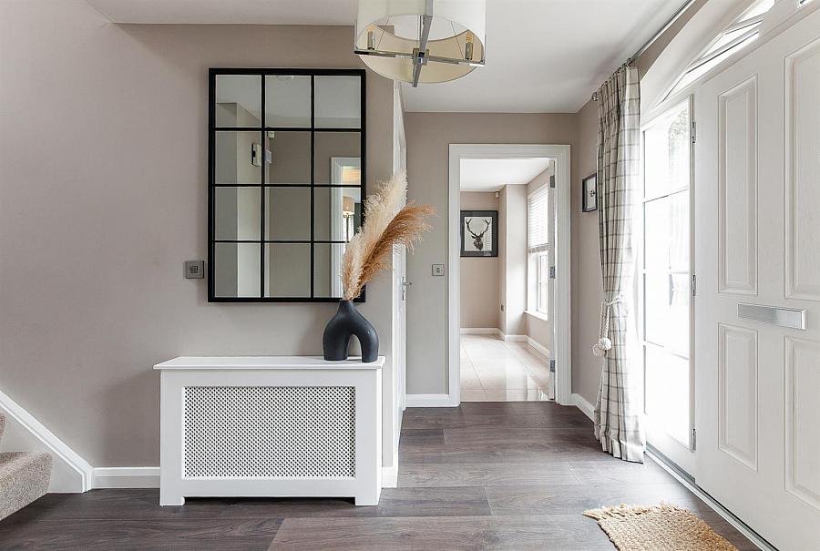 2B Lylehill Road East