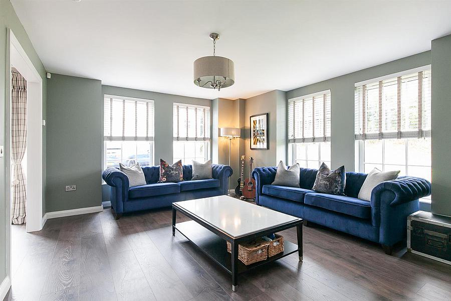 2B Lylehill Road East