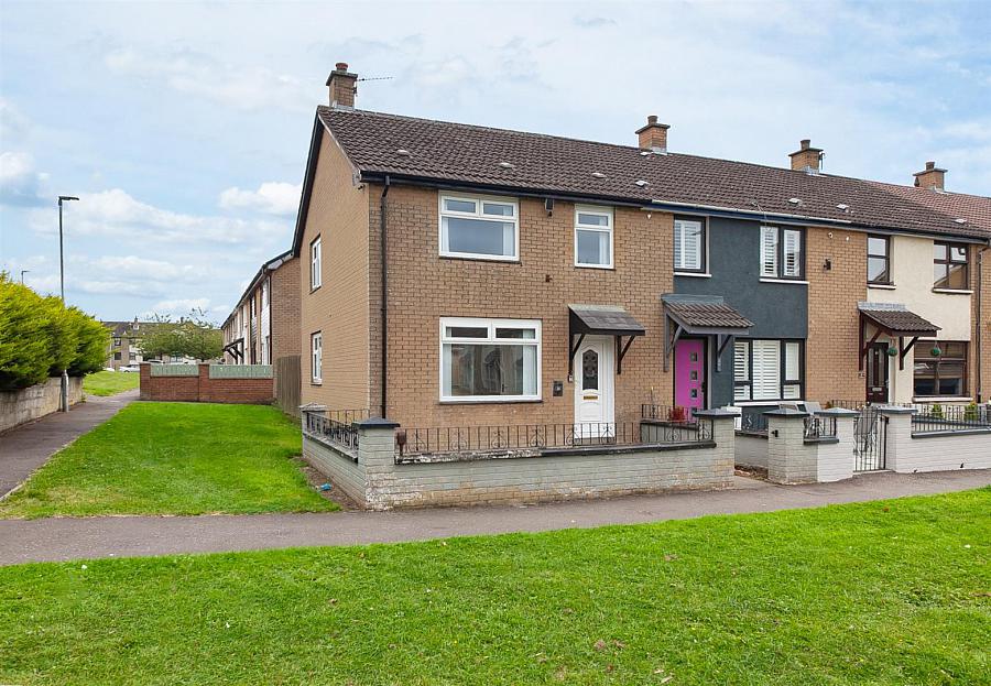 31 Downpatrick Green