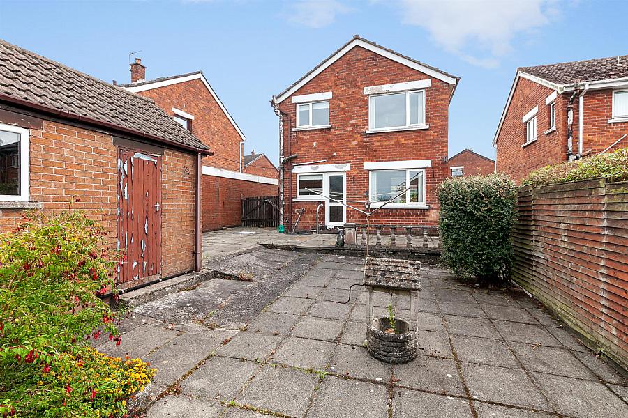18 Ferndale Gardens