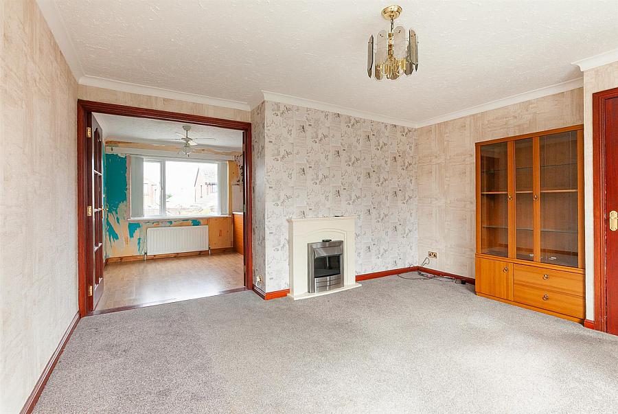 18 Ferndale Gardens