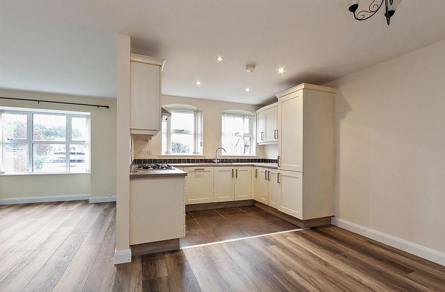 1 Lismore Place