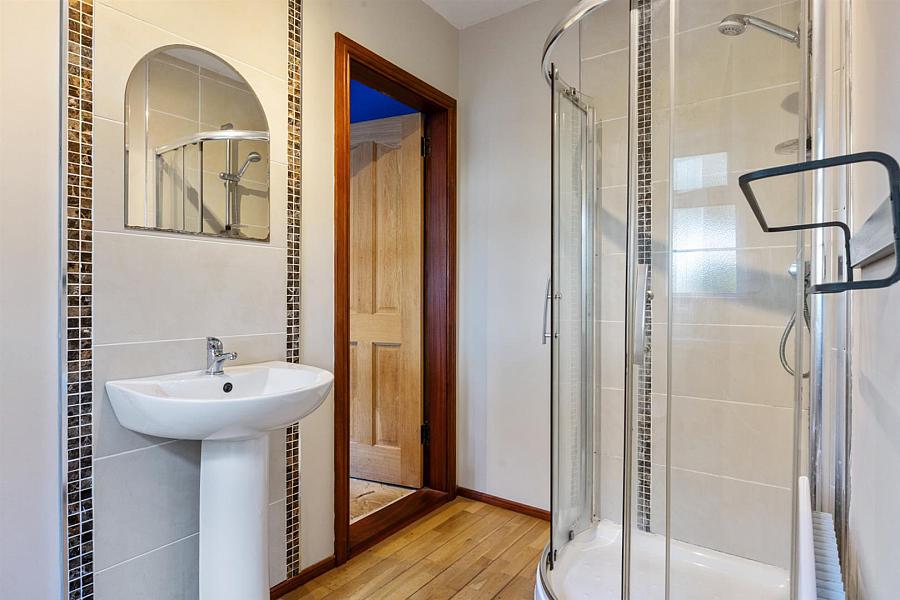 39A Carnlea Road North