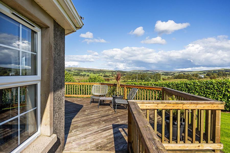 39A Carnlea Road North
