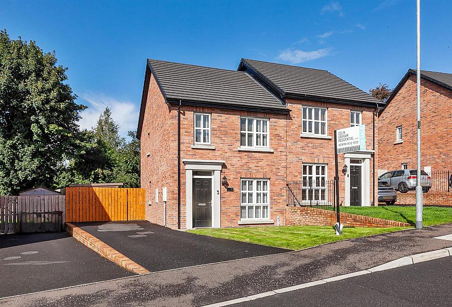 49 Ballyveigh Crescent