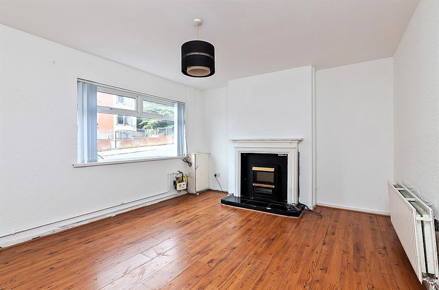 5 Whitewell Road