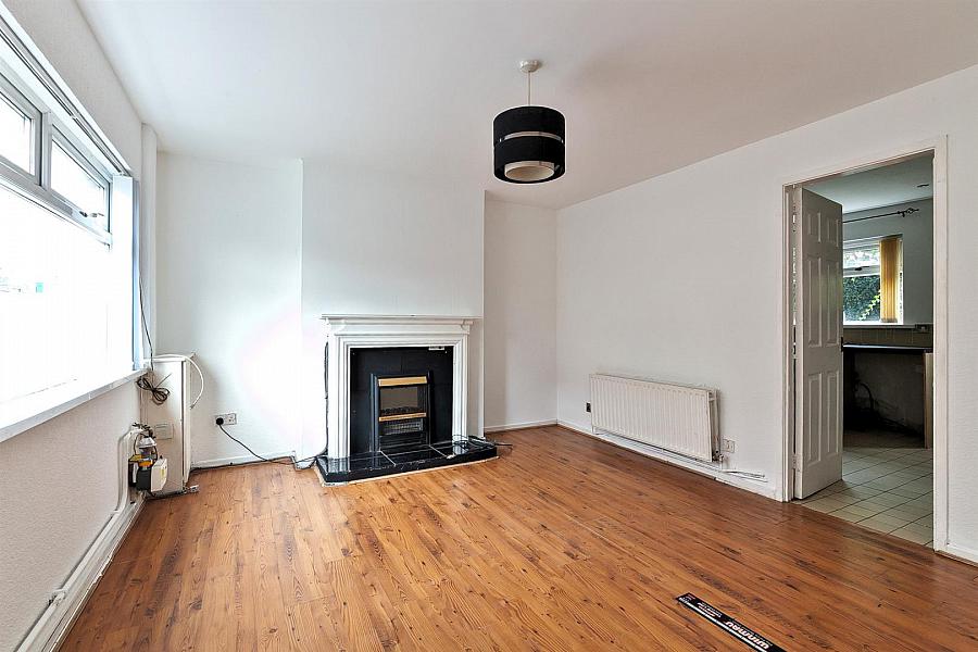 5 Whitewell Road