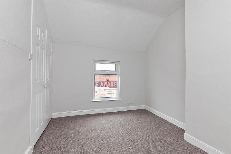 26 Lower Waterloo Road