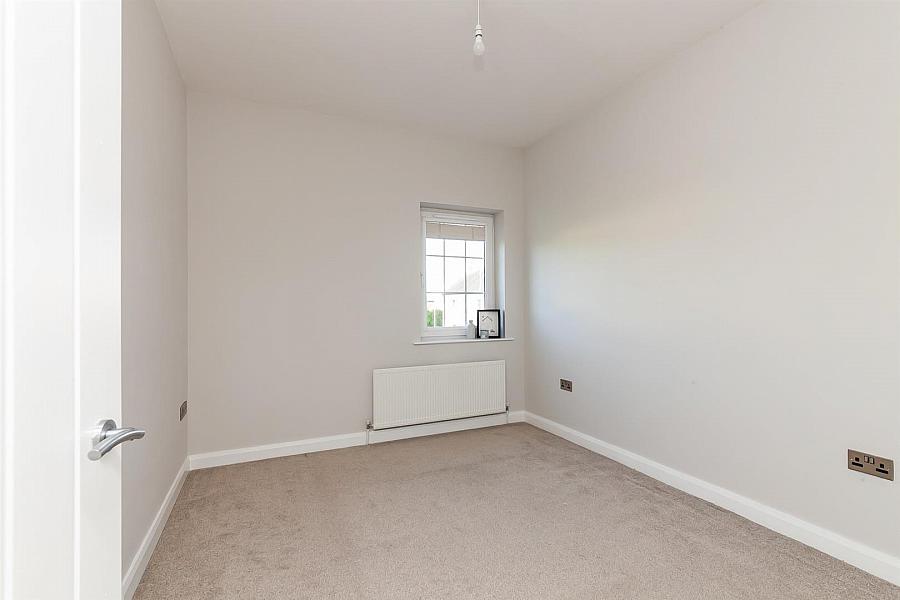4 Willendale Gardens