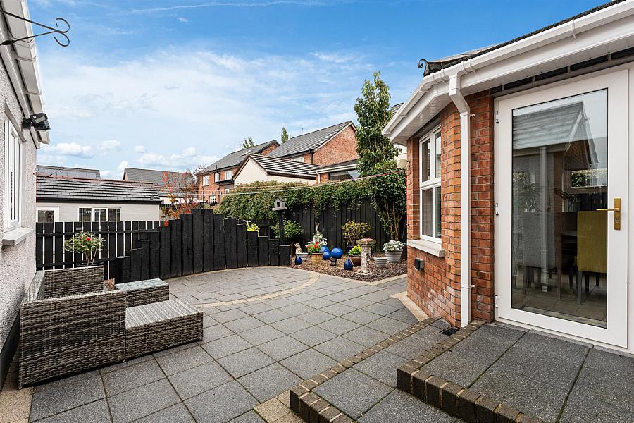 3 Gateside Avenue