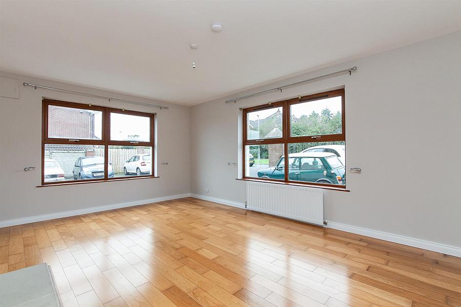 4 Mayfield Walk