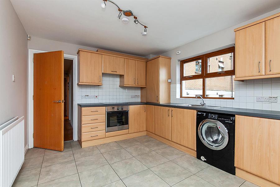 4 Mayfield Walk