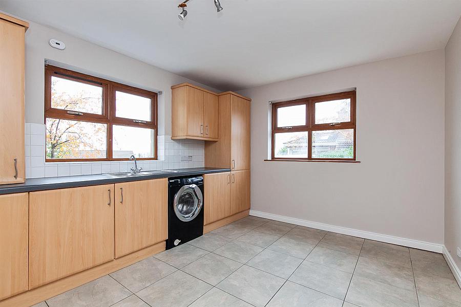 4 Mayfield Walk