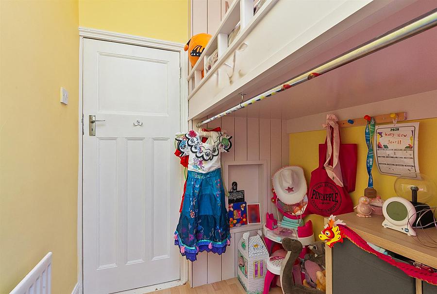 48 Somerton Road
