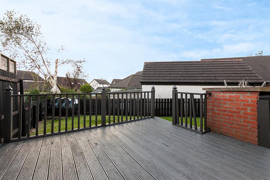 20 Huntingdale Way