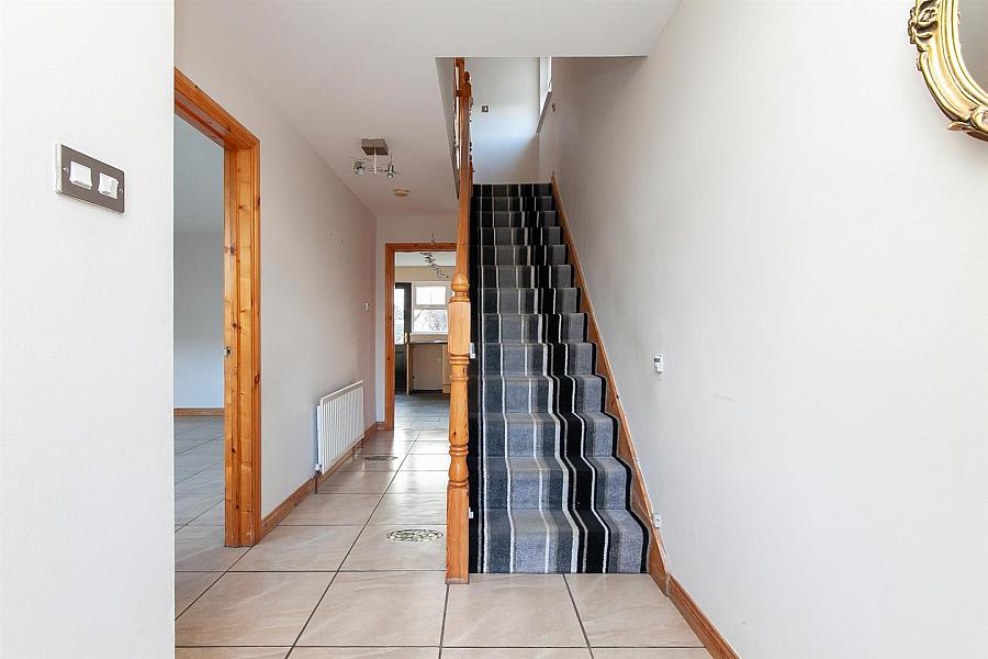 20 Huntingdale Way