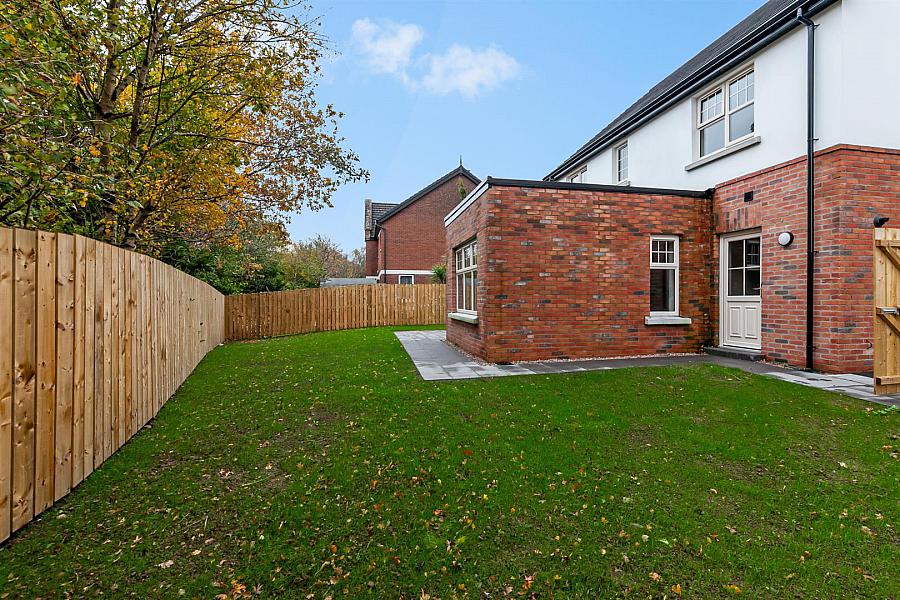 62 Mayfield High Street