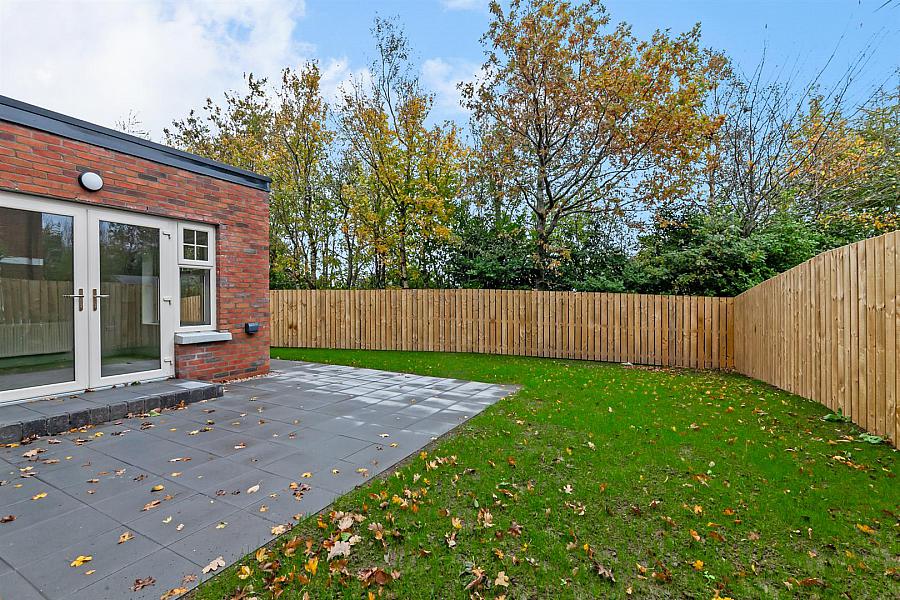 62 Mayfield High Street