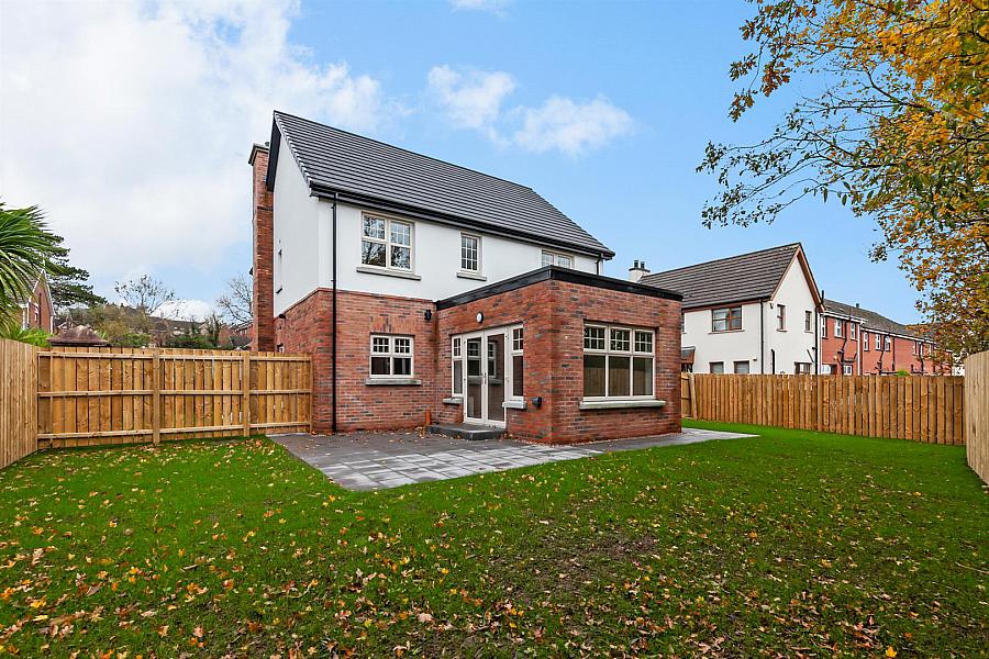 62 Mayfield High Street