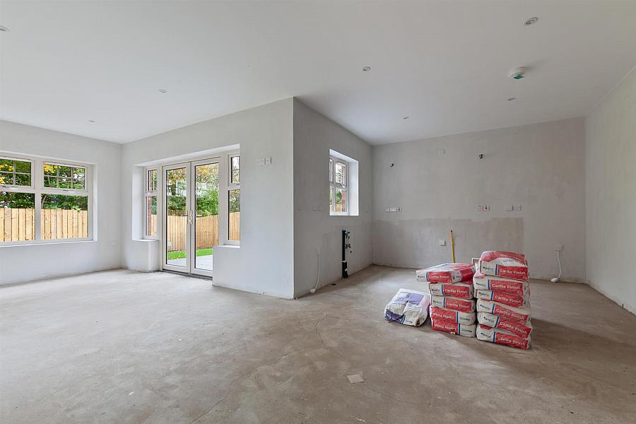 62 Mayfield High Street