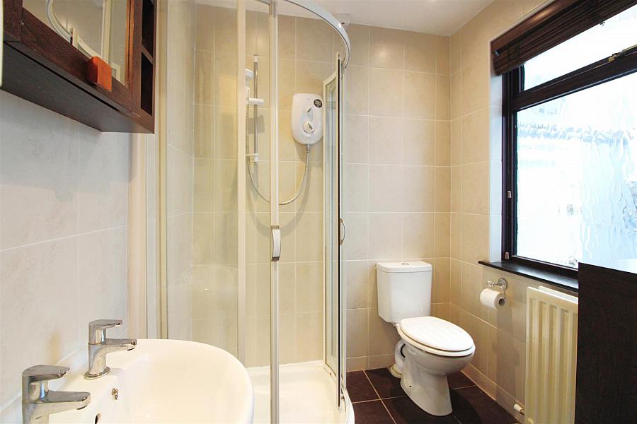 12 Parkgate Crescent