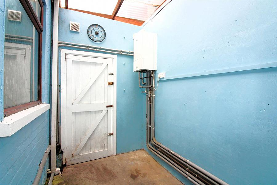 12 Parkgate Crescent