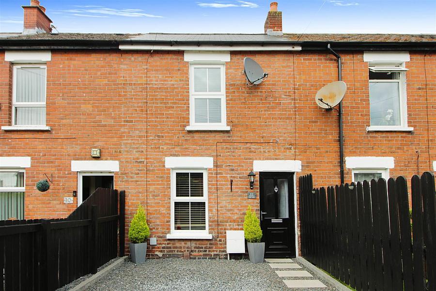 12 Parkgate Crescent